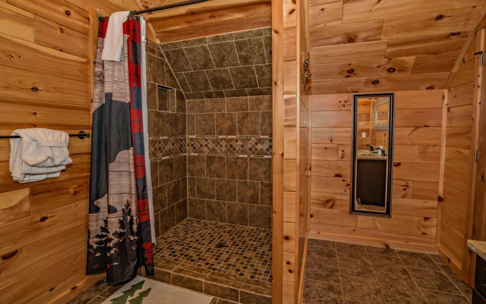 Beartastic Mountain View Lodge Гатлинбург Экстерьер фото